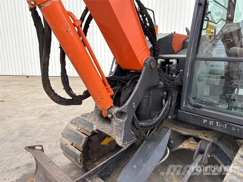Hitachi ZX85USB-5A Pelle Sur Chenilles Tracked Excavator Lánctalpas kotrók