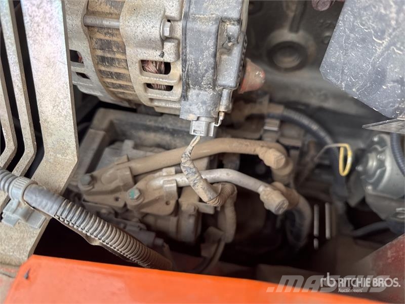 Hitachi ZX85USB-5A Pelle Sur Chenilles Tracked Excavator Lánctalpas kotrók