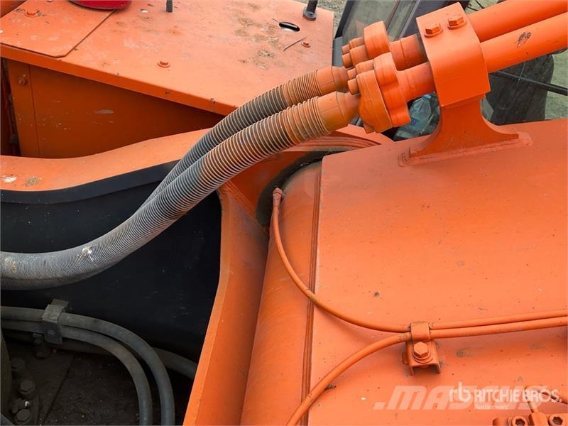 Hitachi ZX870LCH-3 Tracked Excavator Rupsgraafmachines