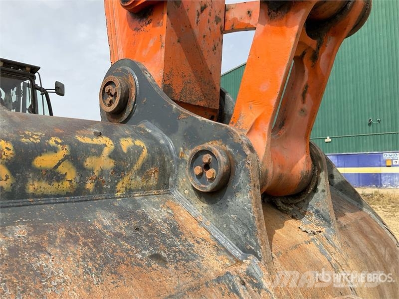 Hitachi ZX870LCH-3 Tracked Excavator Rupsgraafmachines