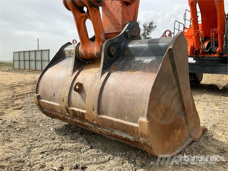 Hitachi ZX870LCH-3 Tracked Excavator Rupsgraafmachines