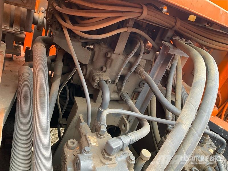 Hitachi ZX870LCH-3 Tracked Excavator Rupsgraafmachines