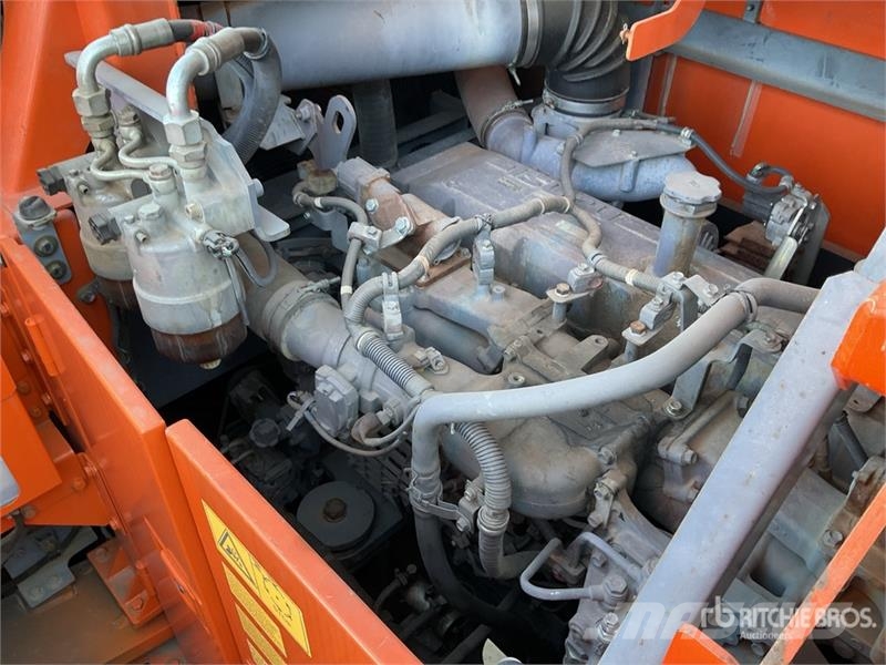 Hitachi ZX870LCR-5B Tracked Excavator Crawler excavators