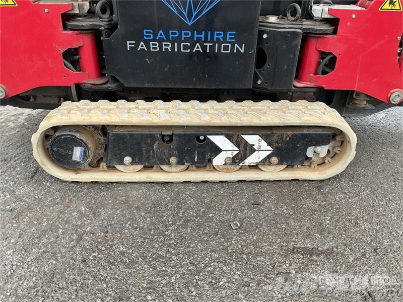 Hoeflon C6 3000 kg Crawler Compact Crane Crane parts and equipment