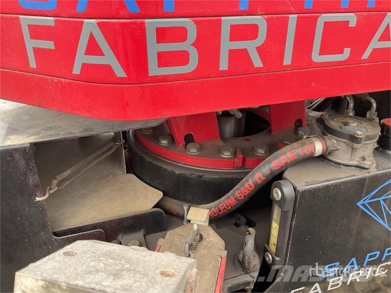 Hoeflon C6 3000 kg Crawler Compact Crane Crane parts and equipment