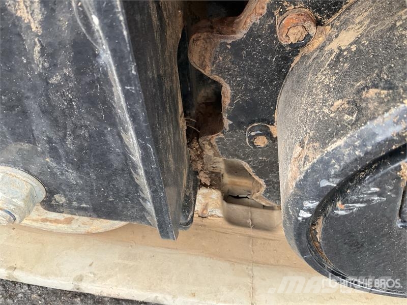 Hoeflon C6 3000 kg Crawler Compact Crane Crane parts and equipment