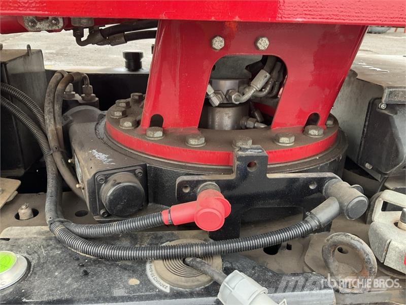 Hoeflon C6 3000 kg Crawler Compact Crane Crane parts and equipment