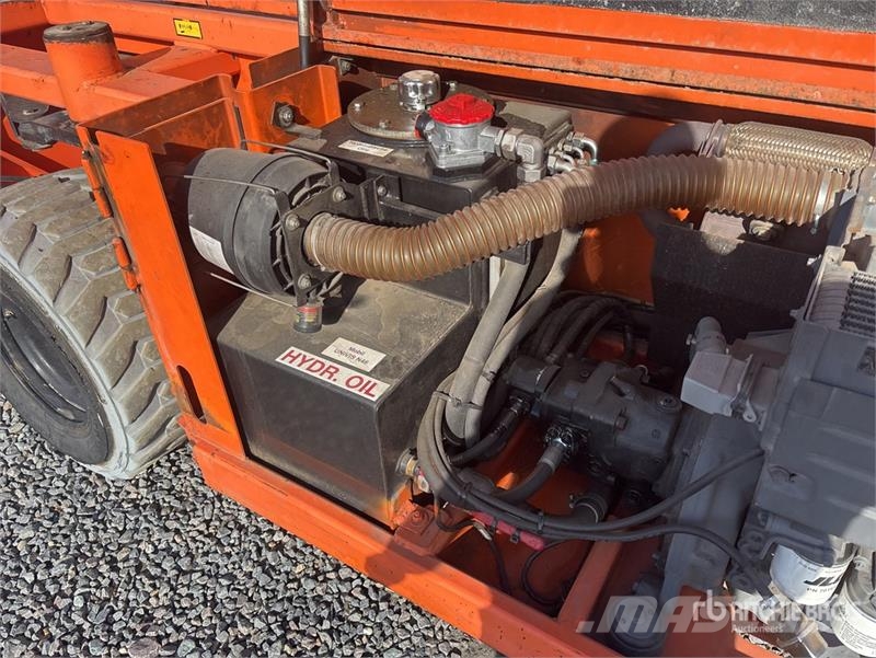 Holland Lift B195DL25G 4x4 Diesel Scissor Lift Schaarhoogwerkers