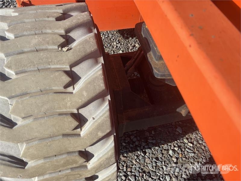 Holland Lift B195DL25G 4x4 Diesel Scissor Lift Schaarhoogwerkers
