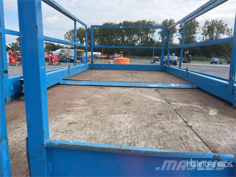 Holland Lift HL-160 E24 Electric Scissor Lift Makasli platformlar