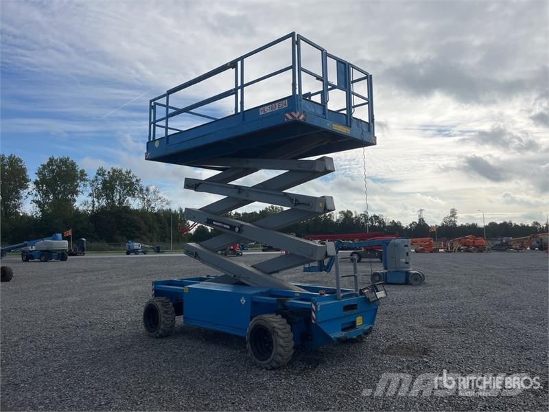 Holland Lift HL-160 E24 Electric Scissor Lift Makasli platformlar