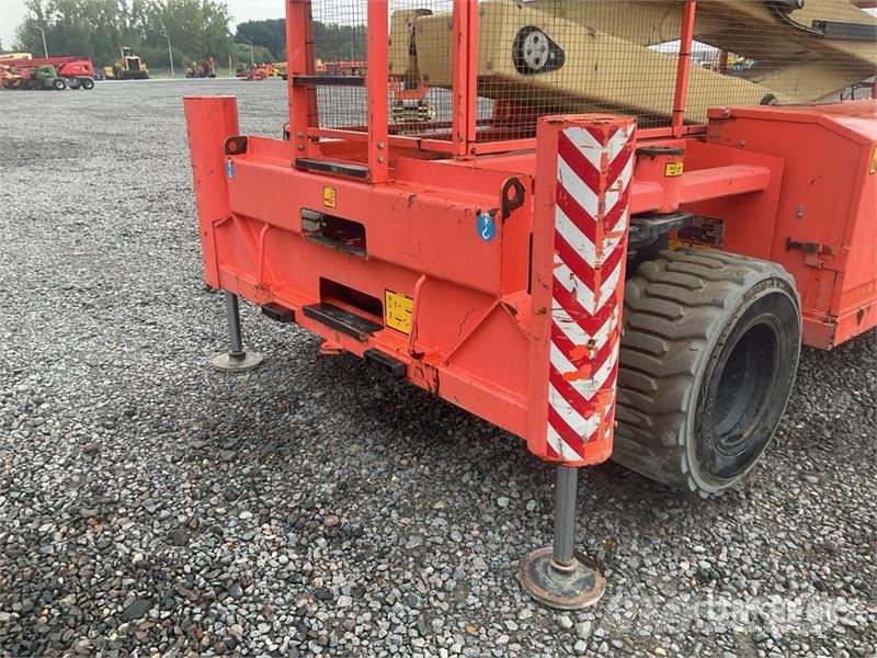 Holland Lift HL-220 D25 4x4 Diesel Scissor Lift Scheren-Arbeitsbühnen