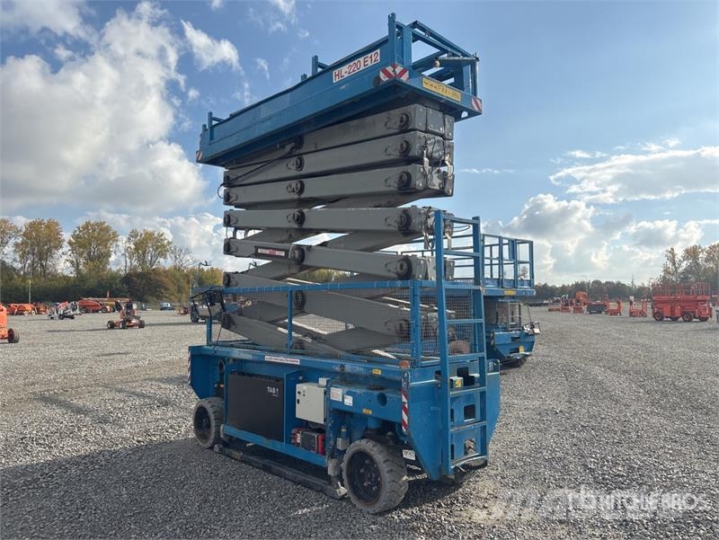 Holland Lift HL-220-E12 Electric Scissor Lift Scissor lifts