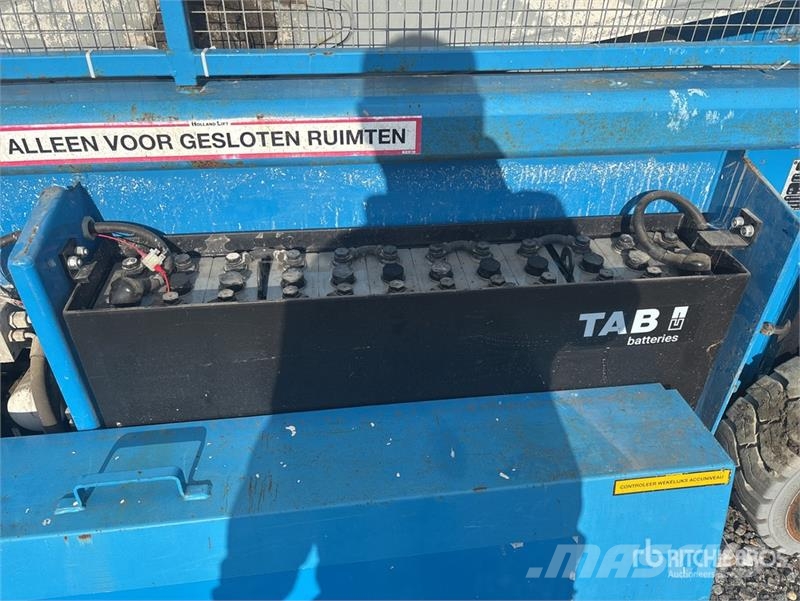 Holland Lift HL-220-E12 Electric Scissor Lift Scissor lifts