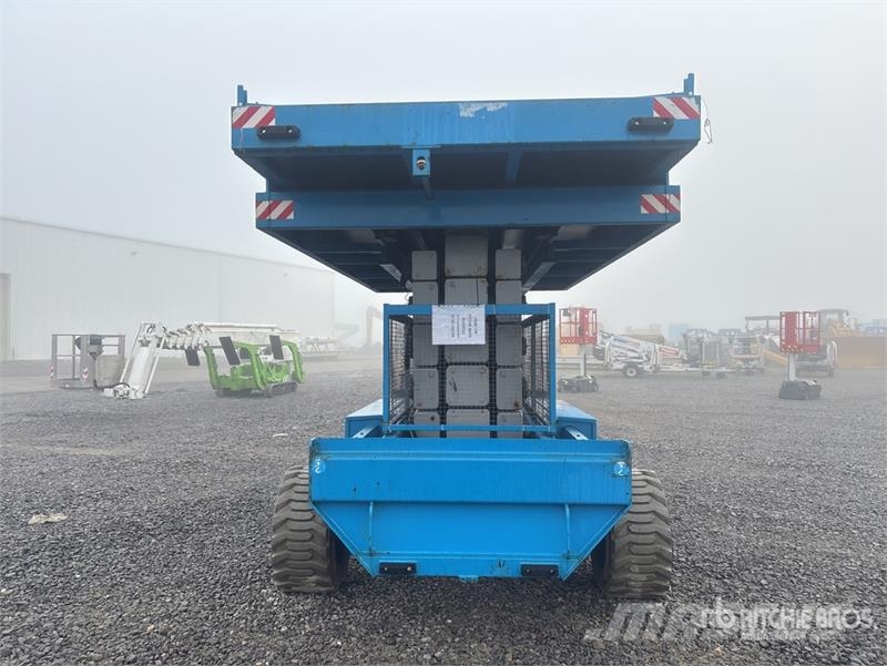 Holland Lift HL-220 E25 Electric Scissor Lift Scheren-Arbeitsbühnen