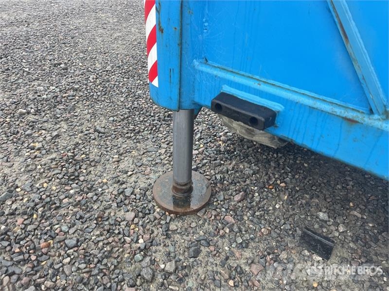 Holland Lift M-250DL274 4WD/P/N 4x4 Diesel Scissor Lift Šķerveida pacēlāji
