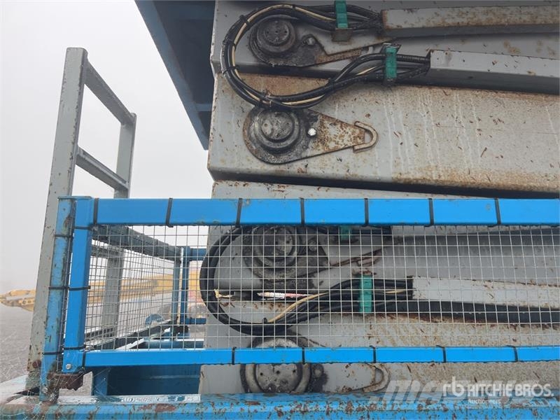 Holland Lift M-250DL274 4WD/P/N 4x4 Diesel Scissor Lift Šķerveida pacēlāji