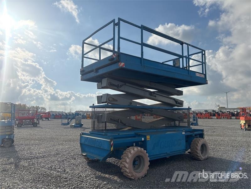 Holland Lift Q135.04.6292 Electric Scissor Lift Šķerveida pacēlāji