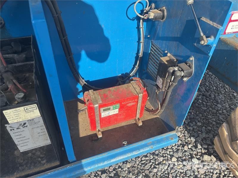 Holland Lift Q135.04.6292 Electric Scissor Lift Šķerveida pacēlāji