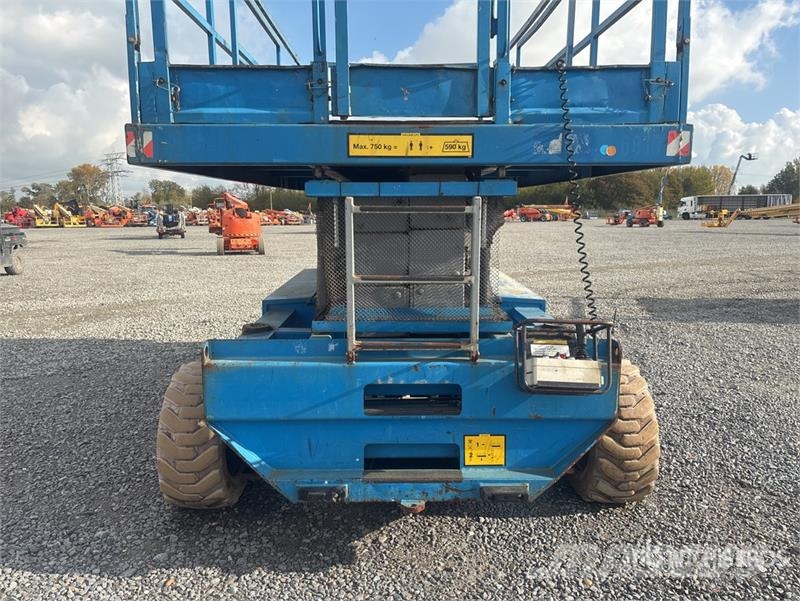 Holland Lift Q135.04.6292 Electric Scissor Lift Šķerveida pacēlāji