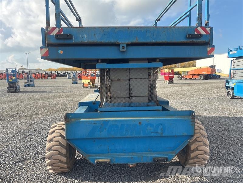 Holland Lift Q135.04.6292 Electric Scissor Lift Šķerveida pacēlāji