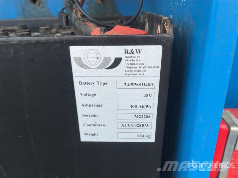 Holland Lift Q135EL24 Electric Scissor Lift Elevadores de tesoura