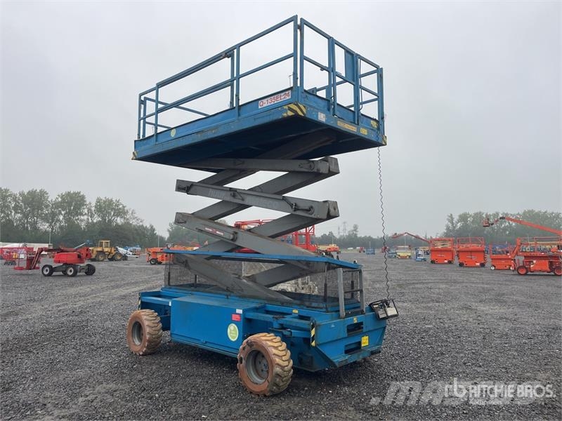 Holland Lift Q135EL24 Electric Scissor Lift Elevadores de tesoura