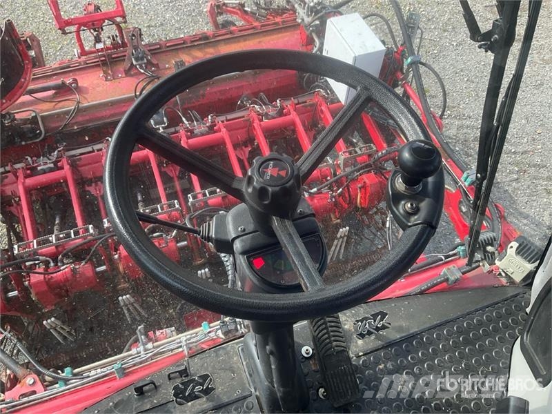 Holmer T4-30 Exxact 4x4 Self-Propelled Beet Harvester Lauksaimniecība- Citi