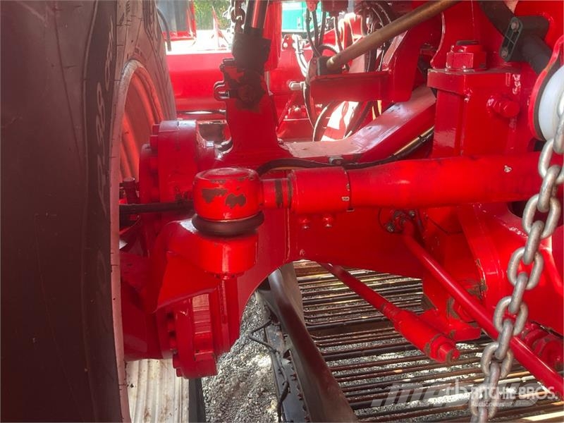 Holmer T4-30 Exxact 4x4 Self-Propelled Beet Harvester Lauksaimniecība- Citi