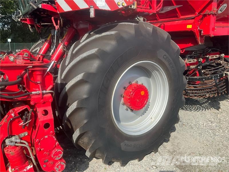 Holmer T4-30 Exxact 4x4 Self-Propelled Beet Harvester Lauksaimniecība- Citi