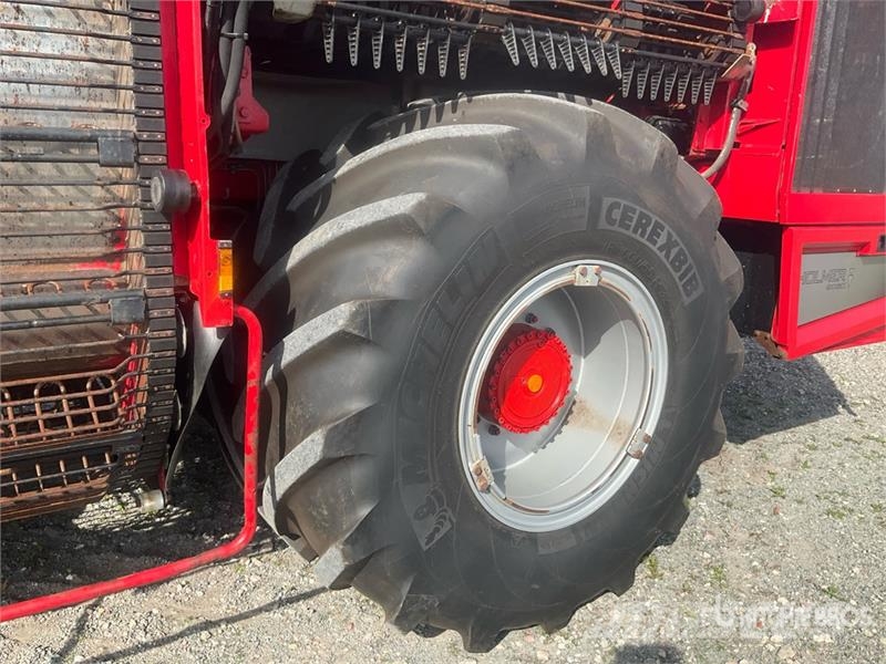 Holmer T4-30 Exxact 4x4 Self-Propelled Beet Harvester Lauksaimniecība- Citi