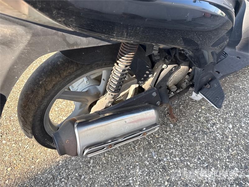 Honda SH150D Scooter Terénní vozidla
