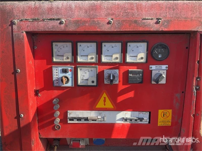 HPW-65 INS 52 kW Skid-Mounted Generator Set (Inope Dīzeļģeneratori