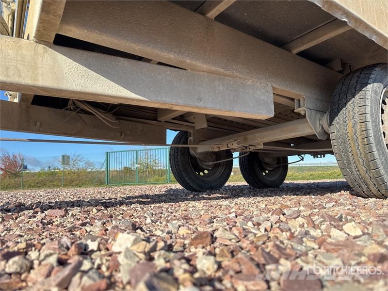 Hubiere CNT162 T/A Remorque Equipment Trailer Prikolice za autotransportere