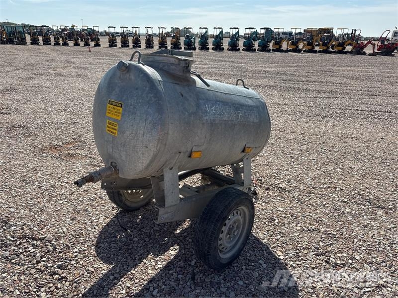 Hubiere H111T11CN 500 L S/A Citerne A Eau 1 Essieu Water T Ostali kamioni