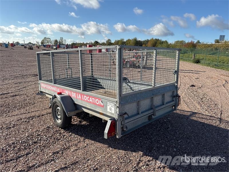 Hubiere H211L 01CF S/A Remorque Equipment Trailer Přívesy na přepravu automobilů