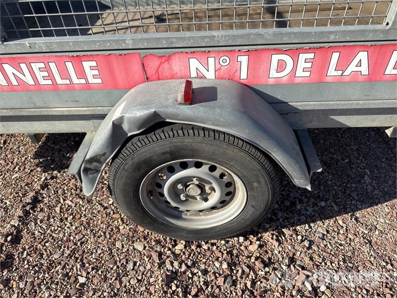 Hubiere H211L 01CF S/A Remorque Equipment Trailer Přívesy na přepravu automobilů