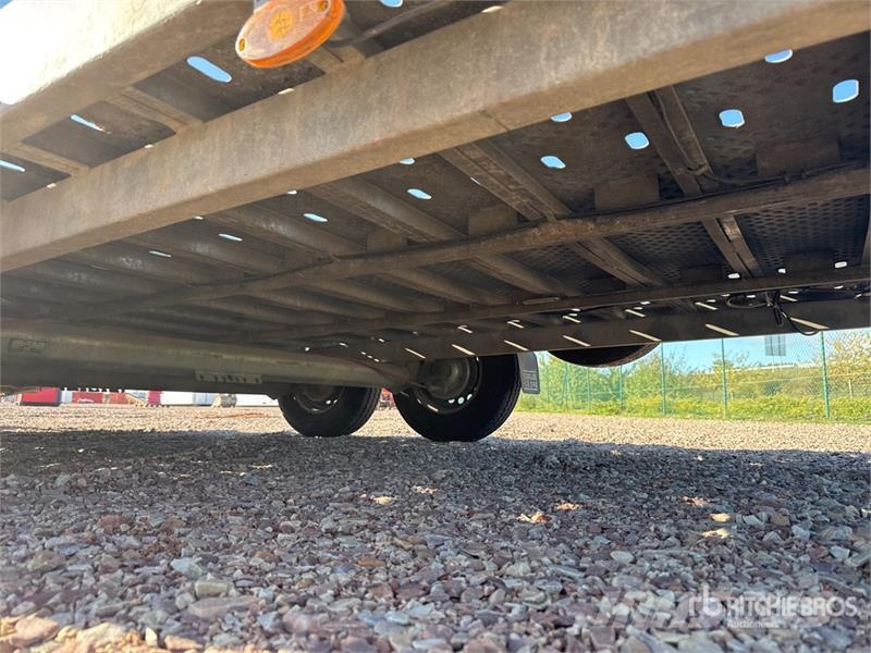 Hubiere H212L 11CF T/A Remorque Equipment Trailer Przyczepy do transportu samochodów