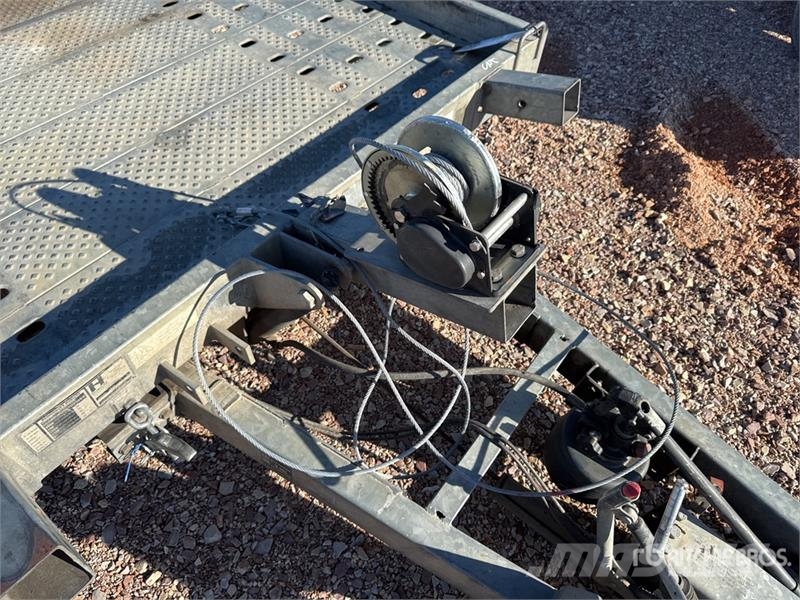 Hubiere H212L 11CF T/A Remorque Equipment Trailer Przyczepy do transportu samochodów