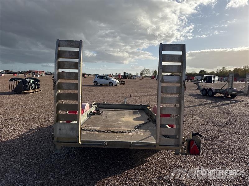 Hubiere H212L 14CF Remorque 2 Essieux T/A Equipment Traile مقطورات مركبات نقل