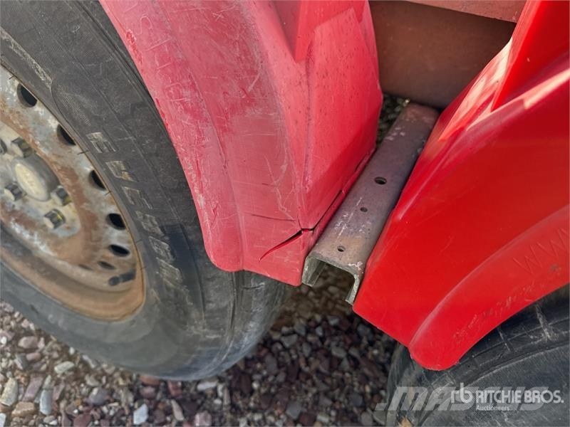 Hubiere H212L 14CF Remorque 2 Essieux T/A Equipment Traile مقطورات مركبات نقل