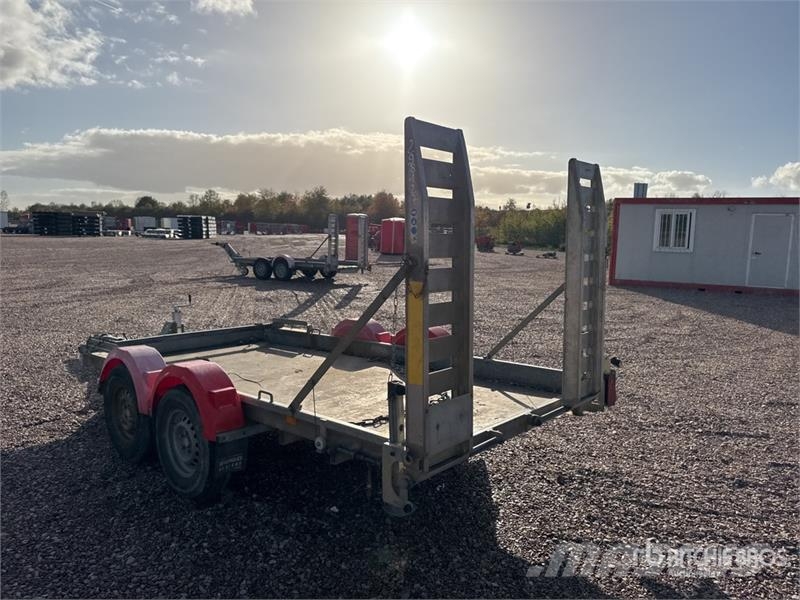 Hubiere H212L 14CF Remorque 2 Essieux T/A Equipment Traile مقطورات مركبات نقل