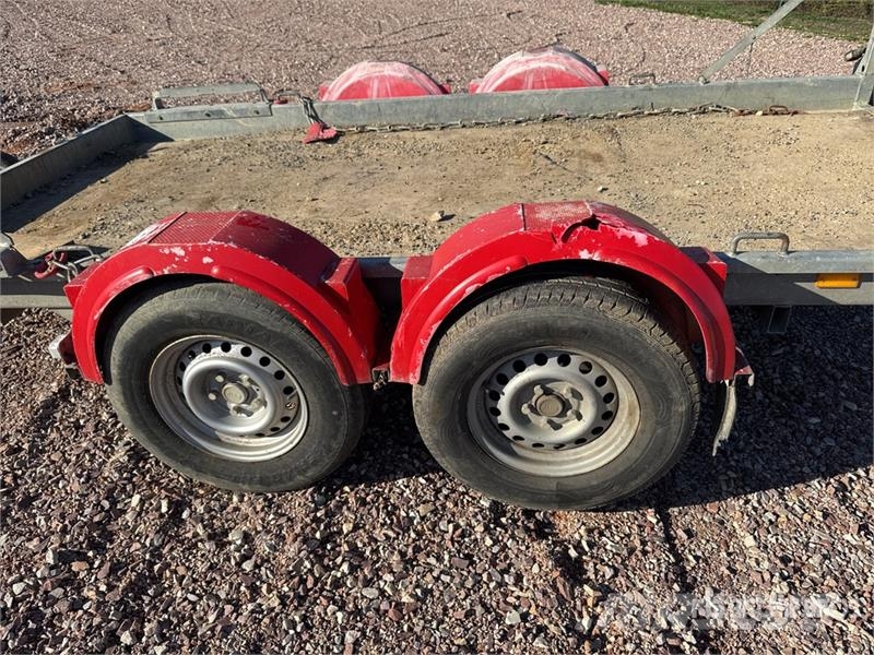 Hubiere H212L 14CF T/A Remorque Equipment Trailer Przyczepy do transportu samochodów