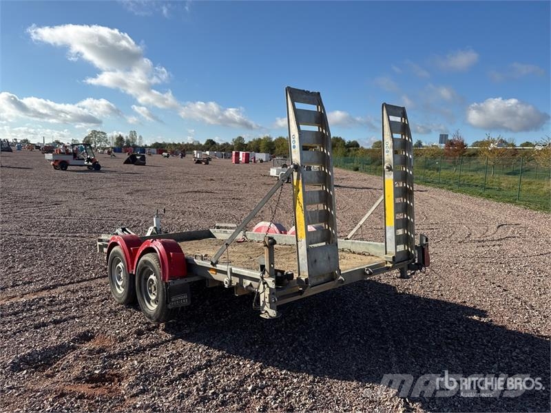 Hubiere H212L 14CF T/A Remorque Equipment Trailer Przyczepy do transportu samochodów