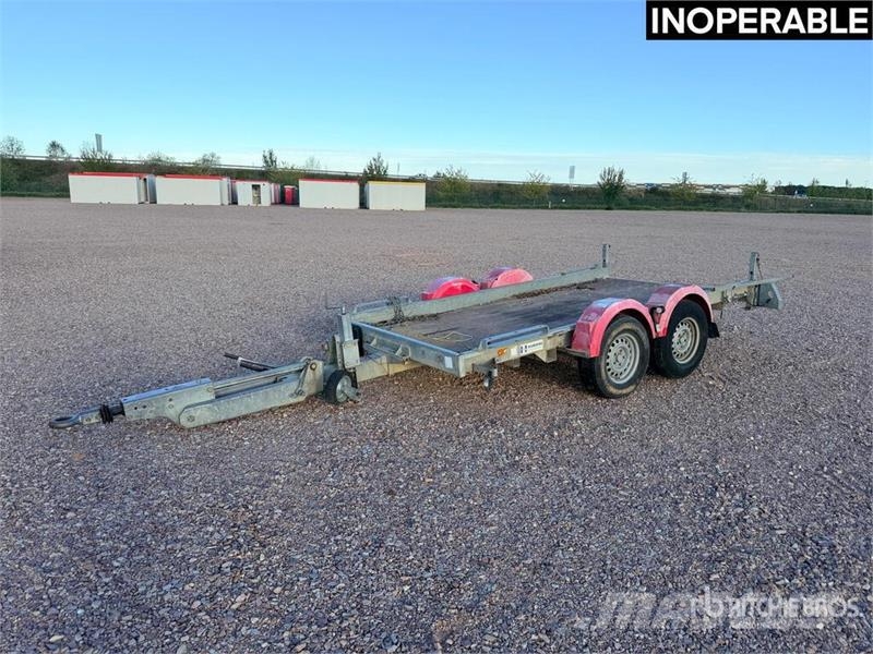 Hubiere H212L14CF 2730 kg T/A Remorque 2 Essieux Equipment Ремаркета за превоз на автомобили