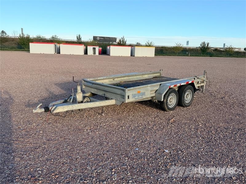 Hubiere H212L14CF 2735 kg T/A Remorque Equipment Trailer Autotransportanhänger