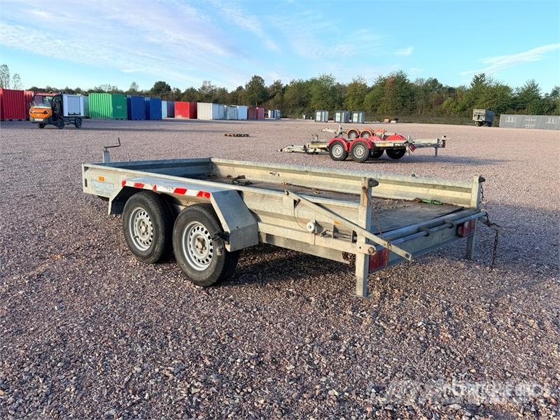 Hubiere H212L14CF 2735 kg T/A Remorque Equipment Trailer Autotransportanhänger