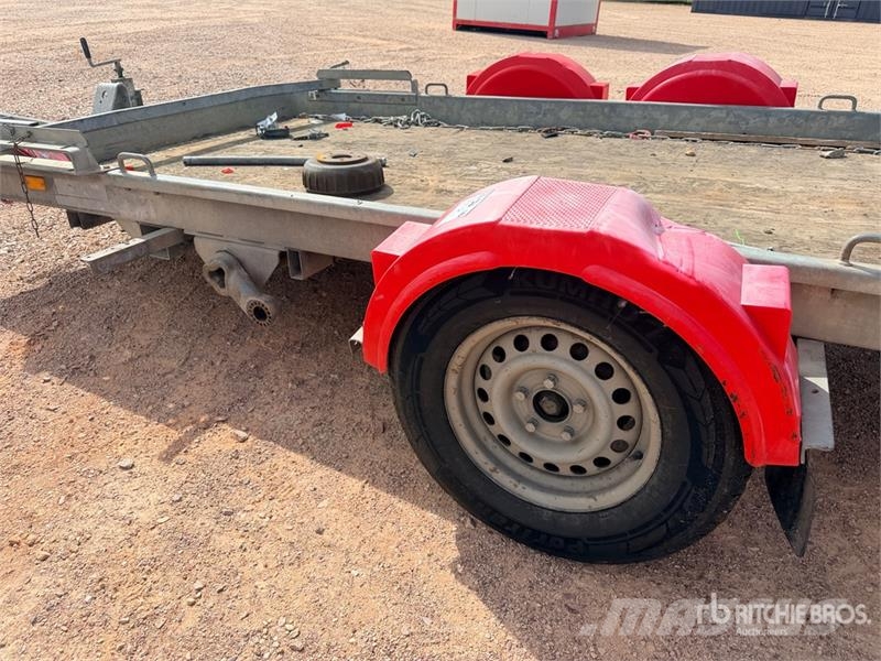 Hubiere H212L14CF 2740 kg T/A Remorque Equipment Trailer ( مقطورات مركبات نقل