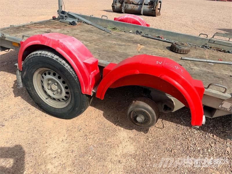 Hubiere H212L14CF 2740 kg T/A Remorque Equipment Trailer ( مقطورات مركبات نقل