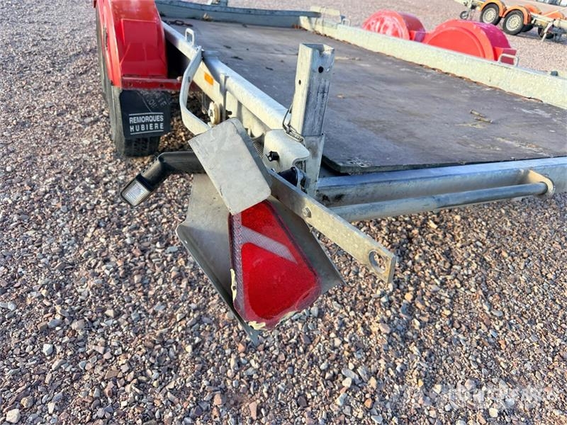 Hubiere H212L14CF 2740 kg T/A Remorque Equipment Trailer Autotransportanhänger